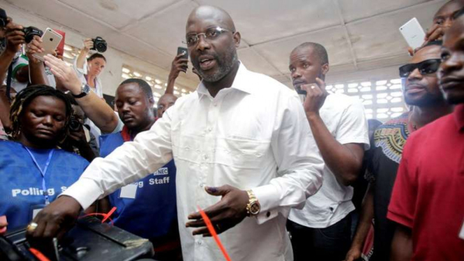 Mantan pemain AC Milan dan Presiden Liberia, George Weah