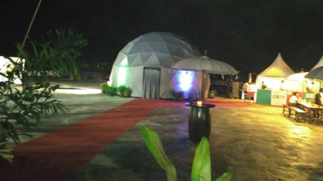 Bioskop mini di Pesona Nusa Dua, Bali.