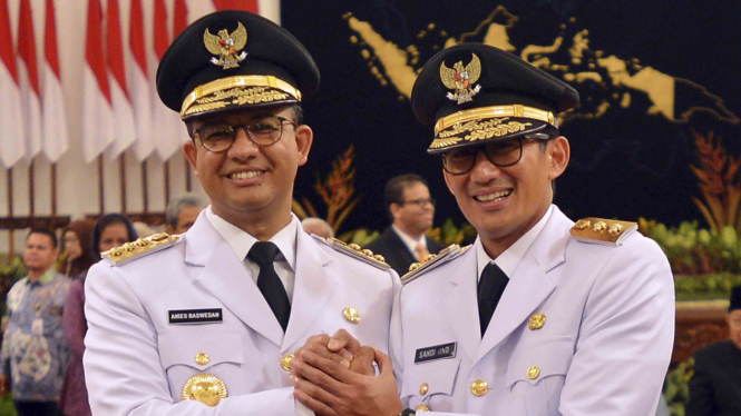 Pelantikan Gub dan Wagub DKI Jakarta, Anies Baswedan dan Sandiaga Uno