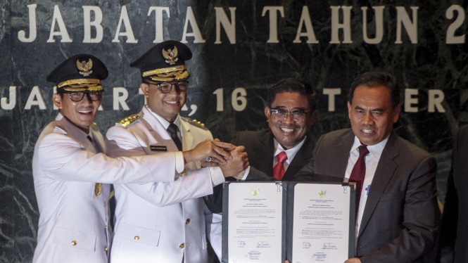 Serah Terima Jabatan Anies-Sandi 