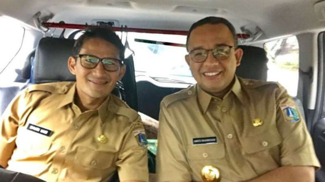 Gubernur dan Wakil Gubernur DKI Anies Baswedan-Sandiaga Uno