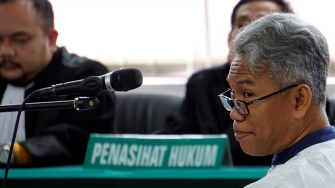 Buni Yani di persidangan.