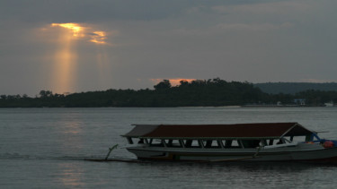 Pulau Makasar.