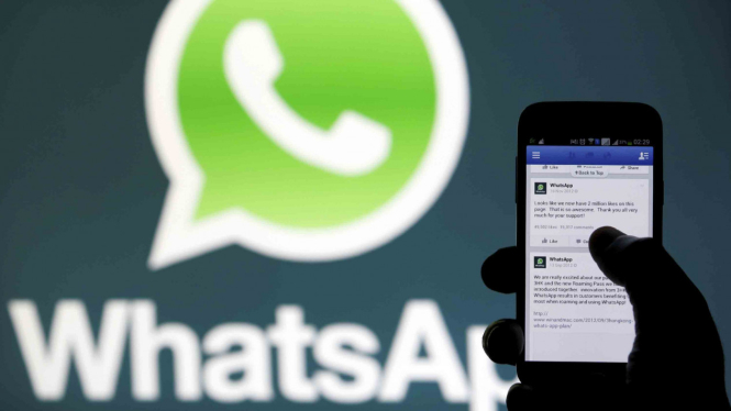 Logo aplikasi WhatsApp.