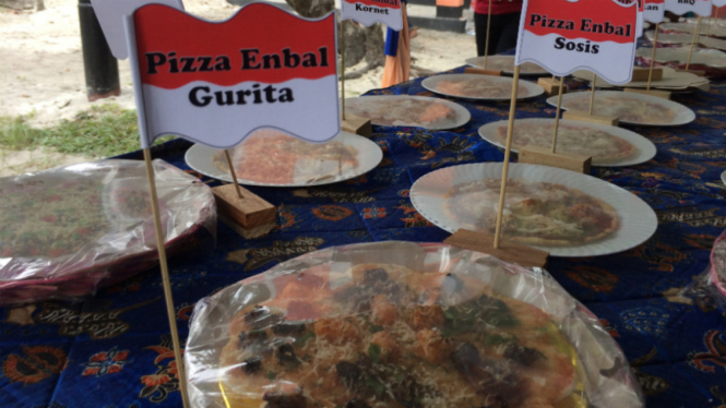 Pizza Enbal.