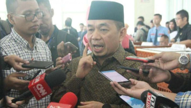 Ketua Fraksi PKS Jazuli Juwaini