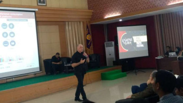 Managing Director VIVA Group David Eric Burke 