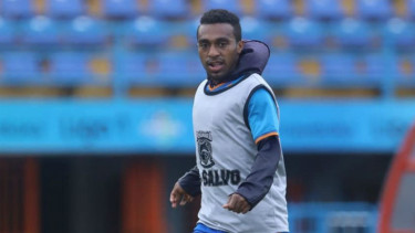 Pemain Borneo FC, Terens Owang Puhiri.