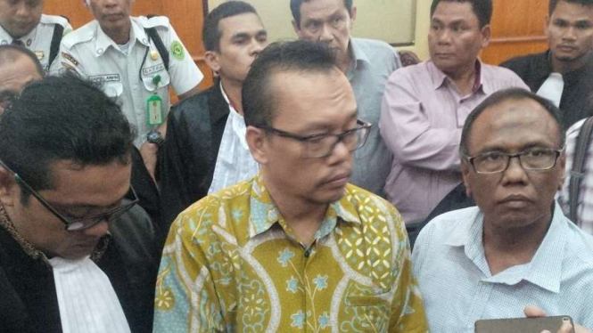 Terdakwa Ramadhan Pohan saat menjalani sidang vonis di Pengadilan Negeri Medan.