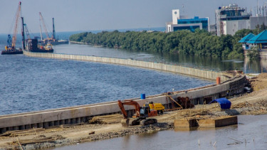 Pembangunan Tanggul Laut di Pantai Jakarta