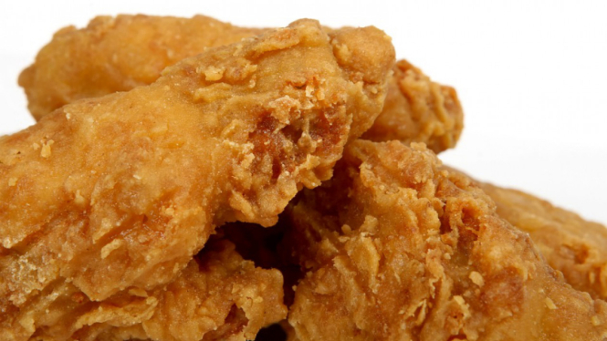 Ilustrasi ayam goreng.