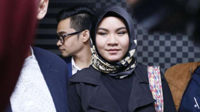 Georgia, istri Aldi Taher