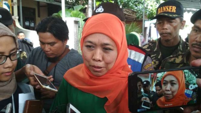 Khofifah Indar Parawansa di Pesantren Amanatul Ummah Surabaya, Jawa Timur, pada Minggu, 5 November 2017.