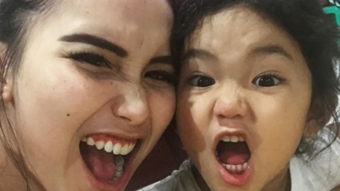 Ayu Ting Ting dan Bilqis.