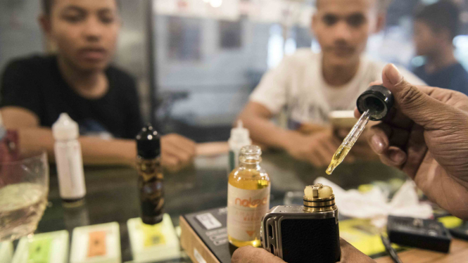 Cukai Cairan Rokok Elektronik atau Liquid Vape.