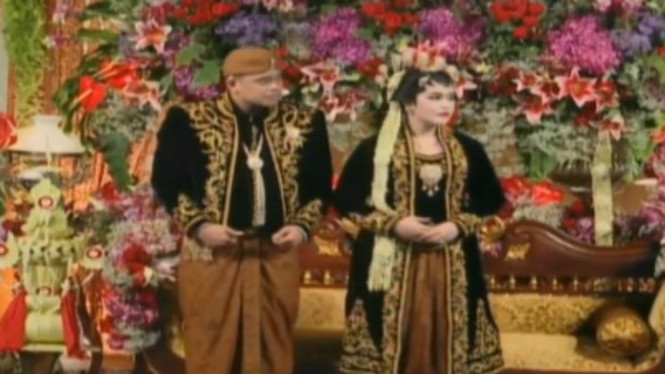 Kahiyang Ayu dan Bobby.