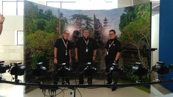 Booth VIVA dalam forum AdAsia 2017 yang digelar di Bali Nusa Dua Conventoin Centre, Nusa Dua, Denpasar, Bali, pada Rabu, 8 November 2017.