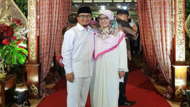 Ustaz Yusuf Mansur dan istri