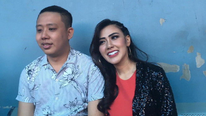 Pablo Putra Benua dan Rey Utami.
