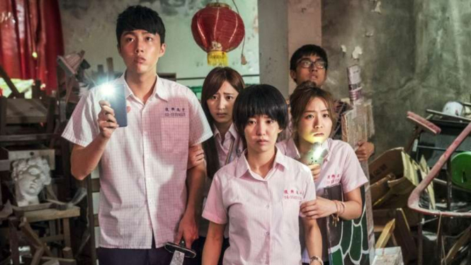 THE TEENAGE PSYCHIC