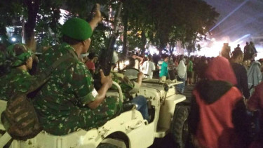 Suasana kolosal Surabaya Membara di Jalan Pahlawan Surabaya, Jawa Timur.