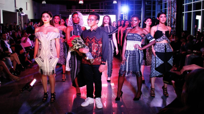 Rafi Ridwan di Mercedes-Benz El Paso Fashion Week 2017