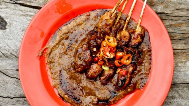 Sate Ayam.