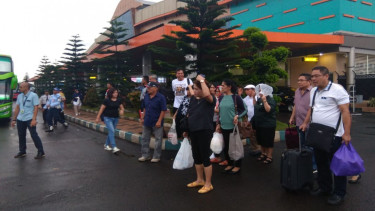 Penumpang pesawat di  di Bandara Abdulrahman Saleh gagal berangkat