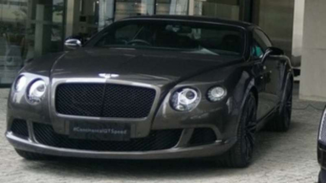 Bentley Continental GT Speed.
