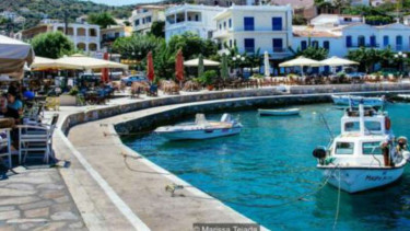Pulau Ikaria di Yunani