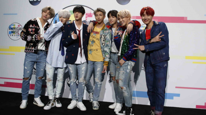 Penampilan Boy Band Korea Selatan BTS di American Music Award