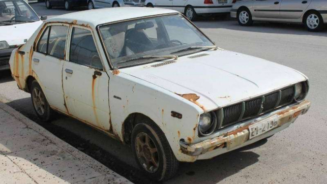 Mobil yang lupa diparkir