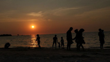 Senja di Teluk Awur Jepara