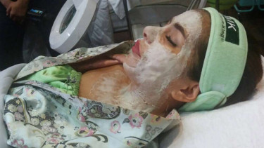 Masker enzim dari Amerika Serikat.