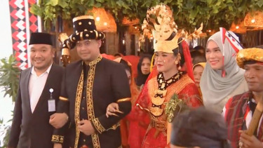 Puncak Pesta Adat Mandailing Kahiyang Ayu Bobby Nasution
