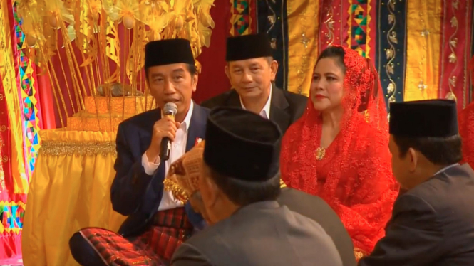 Puncak Pesta Adat Mandailing Kahiyang Ayu Bobby Nasution