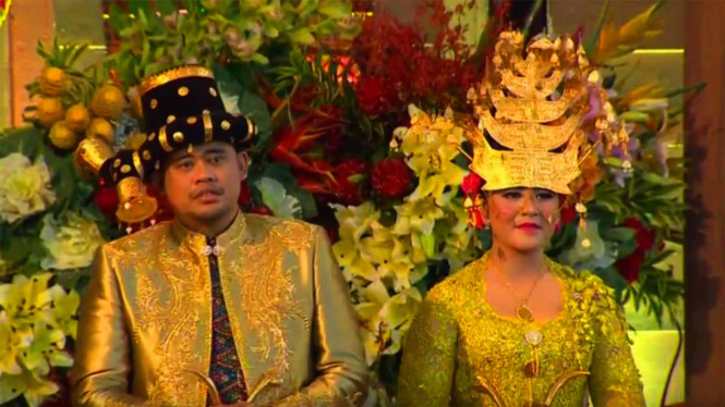 Kahiyang Ayu Siregar & Bobby Nasution