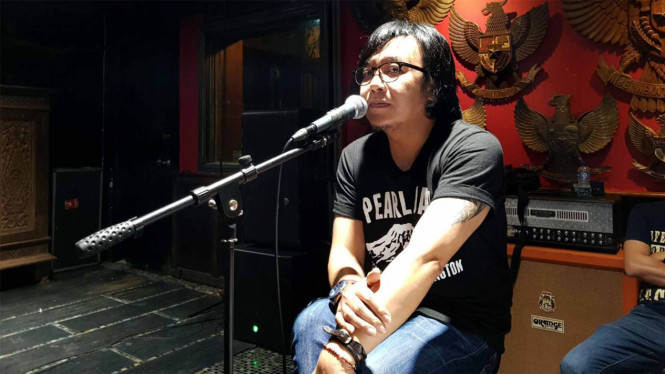 Ari Lasso saat latihan reuni Dewa 19.