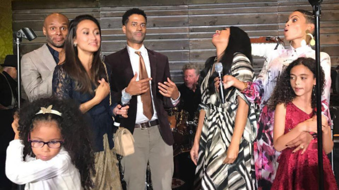 Dimi Hapsari Bersama Eric Benet, Kenny Lattimore dan Goapele
