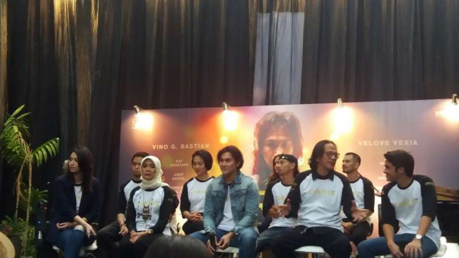  Pressscrenning Film Chrisye di Epicentrum Jakarta, Jumat (1/12/2017)