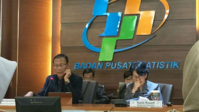 Kepala BPS Suhariyanto (Kiri)