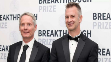 James McKernan dan Christopher Hacon