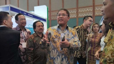 Menkominfo Rudiantara melongok pameran Cyber Security Indonesia 2017