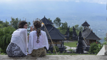Ilustrasi Wisatawan Mancanegara 