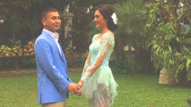 Raditya Dika dan Anissa Aziza