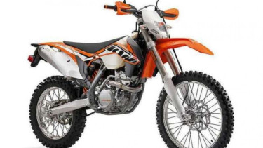 Motor trail KTM.