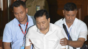 Setya Novanto saat menjalani sidang perdana korupsi e-KTP