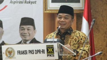 Ketua Fraksi PKS, Jazuli Juwaini.