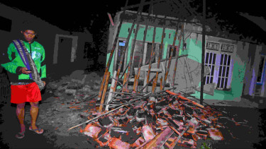Dampak gempa bumi di Tasikmalaya