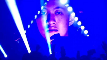 Aksi Rich Chingga di Djakarta Warehouse Project 2017